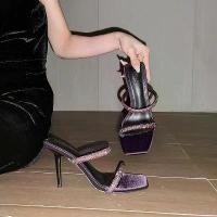 ราคา รองเท้าแตะครึ่งส้นลายโรมัน, รองเท้าส้นสูง Rhinestone ฤดูร้อน, ส้นกริช, นิ้วเท้าสี่เหลี่ยม, รองเท้าแตะสายรัดเปิดนิ้วเท้า, สำหรับผู้หญิง (1730816026578422550)