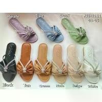 ราคา รองเท้าแตะโบว์สายเพชรวิ้งๆ Sz.41-45 คําแนะนําการขายที่ร้อนแรงในเดือนนี้ เจ๊ เมขา ยรอง เท้า ลาวา เสริมส้น นุ่ม เบา lava ของ แท้ (1731775271538361565)