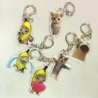 ราคา พวงกุญแจแมวกล้วย ดีไซน์มีความสุข จี้อะคริลิคใส กระเป๋าเป้คู่น่ารัก กล่องดินสอ ของขวัญสำหรับนักเรียน (1731692499018155814)