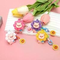 ราคา จี้พวงกุญแจหมูดอกทานตะวัน สไตล์การ์ตูน ทำจากยางนุ่ม โหล จุ่ม พวง กุญแจ คู่ plushtoy (1731797476121609733)