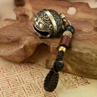 ราคา พวงกุญแจกระดิ่งทองแดง สไตล์วินเทจ พร้อมจี้เชือกรูด เครื่องประดับพวงกุญแจทองเหลืองโบราณ องค์กร กุญแจ การก่อสร้างทองเหลือง ระฆังขนาดเล็ก เหมาะสำหรับงานฝีมือ 1 ชิ้น (1732302760798882096)