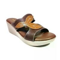 ราคา 【SALE】(พร้อมส่ง) รองเท้าหนังนิ่ม รองเท้าเพื่อสุขภาพหญิง รองเท้าส้นเตารีด รองเท้า รุ่น31154 สีน้ำตาล (1731783390629431281)