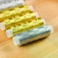 ราคา จักรเย็บผ้า, สีกฎเส้นผมปัก, สำหรับงานปักครอสติชและทอผ้า, ผ้าไหมแฟลช, ทำด้วยมืออย่างดี, ด้ายปักคอมพิวเตอร์, สีเงินสว่างและสีทอง, รวมด้าย (1731434764771886725)