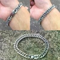 ราคา สร้อยข้อมือ 8มิล เลสเงิน กิ๊บล็อค สแตนเลสแท้100% โซ่ โซ่ข้อมือ เลสข้อมือ ข้อมือ กำไล ผู้ชาย (1729447780165257621)