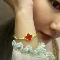 ราคา ส่งต่อ กำไล แวน คลีฟ van cleef สีแดง มือหนึ่ง งานแฟชั่นเกรดเหมือนแท้ (1731355914404006593)