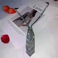 ราคา เนคไทแฟชั่น เนคไทธาโบว์ สูทเสื้อเชิ้ต อเนกประสงค์ ฝังโลหะ เพชร เนคไท สไตล์เกาหลีใหม่ สำหรับผู้หญิง โบว์อเนกประสงค์ พลอยเทียมสองชั้น เนคไทขนาดเล็ก ทำด้วยมือดั้งเดิม เทรนด์ที่กำหนดเอง (17311966214154826