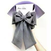 ราคา โบว์ติดผม เน็ตติดผม กิ๊บติดผม โบว์ใหญ่ โบว์พยาบาล อุปกรณ์ตกแต่งผม แฟชั่น เครื่องประดับผม เน็ตคลุมผม ยางมัด ผม หยก ลื้อ พระ จีน ยางรัดผม แบบเกลียว รัด โดนัท กล่อง จุ่ม (1731122103512959120)