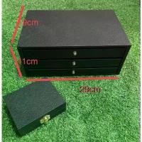 ราคา ลิ้นชักใส่พระ3ชั้น54ช่อง กล่องใส่พระ กล่องนาฬิกา กล่องเครื่องประดับ กล่องแหวน กล่องแว่นตา กล่องพระเครื่อง (1729762001110928105)