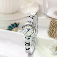 ราคา นาฬิกาข้อมือผู้หญิง เก่า หน้ากลม เรียบง่าย กล่องหนัง ของขวัญ (1730575808105777798)