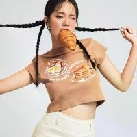 ราคา [CEREAL KILLER] เสื้อยืด Baby Tee ลาย More delicious than breakfast(CK003) ผู้หญิง Clothing Cotton Women (1730980757892467167)