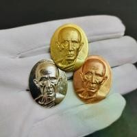 ราคา รูปเหมือนครึ่งองค์หลวงพ่อรวย หลังไก่กฐิน วัดตะโก จ.อยุธยา (1ชุด3เหรียญ) (1729858047050550262)