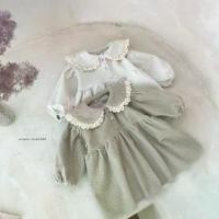 ราคา ชุดเดรสแขนยาวเด็กผู้หญิง สไตล์เกาหลี วัสดุผ้าฝ้าย ผ้าลูกฟูก เดรสคอปกตุ๊กตา เหมาะสำหรับทารกและเด็กวัยหัดเดิน อินเทรนด์และลำลอง แต่งลูกไม้ คอปก คอ ซอง นัก เรียน ชุด เดรส เด็ก (1731614610362369803)