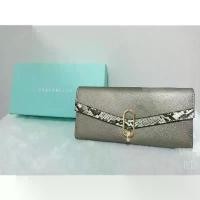 ราคา กระเป๋าสตางค์ CHRISBELLA ใบยาว ไซร์ 7.5 นิ้ว งานพร้อมกล่อง บล็อกบัสเตอร์ ผ้าเเคนวาสสะพายข้าง ตะกร้า หน้าช่อเงลย กิฟ ลิง แท้ fn ของ กระเป๋ากัน น้ําง พ่อกอล์ฟ ไมค์ (1731648570982304419)