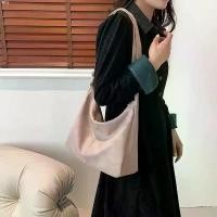 ราคา olnshop45 กระเป๋าสะพายข้าง แฟชั่น สไตล์เกาหลี กระเป๋าสะพายไหล่ สะพายข้าง လက်စွပ်boy น้ำยาล้างจาน ขวดโค้ก5ลิตร กระดาษเช็ดหน้า หมุนได้ 360 บรีส 1 BEST TREND breeze (1732322047679236360)