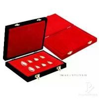 ราคา กล่องพระกันกลิ้ง กล่องพระกำมะหยี่ กล่องใส่ของชำร่วย กล่องใส่ของสะสมมีค่า กล่องใส่เครื่องประดับ วางซ้อนกันได้ ขนาด7x9นิ้ว (1729616713296021742)