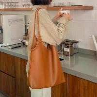 ราคา กระเป๋าลูกสาว-แม่, สไตล์กระโหลก, เทรนด์ใหม่, ความจุมาก, กระเป๋าช้อปปิ้ง, ทันสมัย, อเนกประสงค์, หนังนิ่ม, กระเป๋าสะพายไหล่, สำหรับผู้หญิง wallet women กระเป๋า ตังค์ ลิน lyn แท้ (1731757538165884050)