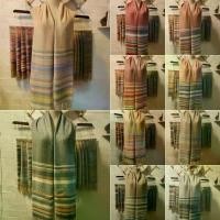 ราคา ผ้าพันคอ ผ้าพันคอสไตล์เกาหลี 16.จัดโปรลมหนาว//ผ้าบุรีรัมย์ ผ้าพันคอ ผ้าห่ม ผ้าทอ เนื้อนุ่ม ใส่เย็นสบาย ของขวัญปีใหม่ ของชำร่วย Thai cloth 100% แฟชั่นกันหนาว (1731897190904268398)