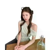 ราคา เสื้อยืดไหล่ไม่สมมาตร ลายจุด สไตล์ฝรั่งเศส แขนสั้น สำหรับผู้หญิง 2023 ฤดูร้อน เสื้อเปิดไหล่ คอเดียว เสื้อแขนกุด (1731889694478205970)