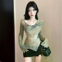 ราคา เสื้อยืดแขนยาว ดีไซน์ย้อนยุคอเมริกัน ลายฉลุไม่สม่ำเสมอ สไตล์ดินรั่ว คอปกสาวฮอต ปาดไหล่ เสื้อสั้น เสื้อ ลายลูกไม้ Women ผู้หญิง เสื้อ ลายลูกไม้ เสื้อ ลายลูกไม้ เสื้อคอเต่า แขนย (1731527924126878621)