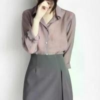 ราคา เสื้อเชิ้ตผู้หญิง สีม่วงรมควัน ดีไซน์ใหม่ 2020 ฤดูร้อน อ่อนโยนและบาง ดีไซน์เก๋ เสื้อเฉพาะ เหมาะสำหรับฤดูใบไม้ร่วง (1729937588449478990)