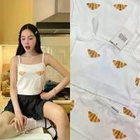 ราคา Marit tank top เสื้อสายเดี่ยว สกรีนลายแบบชิค แมทช์กับอะไรก็น่ารัก สินค้าขายดี (1731693031949109048)