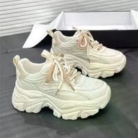 ราคา รองเท้าผ้าใบผู้หญิง แฟชั่นเรียบง่าย ใส่สบาย รองเท้าผ้าใบหนา สีเขียว/เบจ มีให้เลือก 2 สี มีส้น 5 ซม. z4 sneakers ไนกี้ สีชมพู (1730863112225459014)