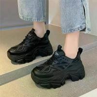 ราคา Q99 รองเท้าผ้าใบผู้หญิง รองเท้าผ้าใบส้นหนา เสริมส้น5ซม ไซส์ 35-44 ผ้าตาข่าย รองเท้าวิ่ง ins แฟชั่นแมทช์ลุคง่าย ขายดีประจำเดือนนี้ (1731773797869324017)