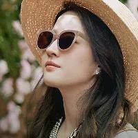 ราคา แว่นกันแดดกันแดด UV ทรงกลมเล็ก สีขาว สำหรับผู้หญิง ทรงสี่เหลี่ยมและกลมอินเทรนด์ เอฟเฟกต์กระชับสัดส่วน เหมาะสำหรับคนขับ แว่นกันแดดผู้หญิง เหมาะสำหรับคนขับ (1731395199664424375)