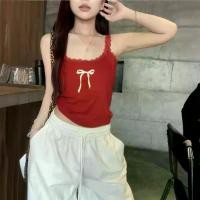 ราคา เสื้อกั๊กลูกไม้สีแดง พิมพ์ลายโบว์ สายเอี๊ยม (1731874517105608323)