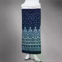 ราคา ผ้าถุง ผ้าถุงสำเร็จ ผ้าฝ้ายแท้ ย้อมม่อฮ่อม พิมพ์ลาย ต่อหัวขาว เนื้อผ้าอย่างดี มีสายมัด (1729774948877568367)