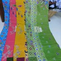 ราคา ผ้าถุง ผ้าปาเต๊ะ ผ้าถุงเย็บแล้ว ผ้าถุง 2เมตร เย็บแล้วสำเร็จรูป ผ้าถุงสีพื้นพิมพ์ลาย ผ้าถุงภาคใต้ ผ้าปาเต๊ะตัดชุด ผ้าถุงราคาส่ง เก็บเงินปลายทาง (1731208807053429225)