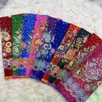 ราคา <2วันส่งถึงบ้าน>ผ้าถุงลายมาใหม่ ลายบาติก สีสดสวย ผ้าถุง ผ้าถุงลายสวยๆ ผ้าถุงสำเร็จผ้าถุงสำเร็จ ผญ ชุดผ้าไทย เสื้อผ้าผู้ญิง กระโปรงผ้าไทย ผ้าไทย (1729651740347042050)