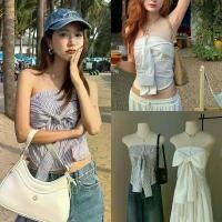 ราคา W3615 เสื้อเกาะอก แต่งโบว์ใหญ่ช่วงอก ชายเสื้อโค้ง แฟชั่นเกาหลี TAG WG.WE COD (1731914469943116920)