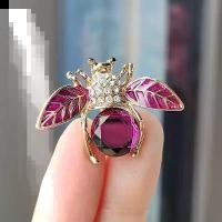 ราคา เข็มกลัดมุก เพทาย ฝังเพชร ดีไซน์การ์ตูนน่ารัก central cee skull cap เข็ม ขัด ใส่ ชื่อ เข็ม ขัด มุก เข็ม กลัด เข็ม ขัด หนัง แท้ เข็ม ขัด คาเมล แบรนด์ สุภาพ สตรี แผ (1731846526899947185)