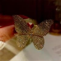 ราคา เข็มกลัดโบราณ เพชรCZแวววาว✨ สไตล์คลาสสิค อุปกรณ์เสริมแฟชั่น (1731408401981277991)