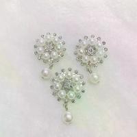 ราคา เข็มกลัดดอกไม้มุก, แฟชั่น, ทำจากโลหะผสม, ประดับพลอยเทียม, เหมาะสำหรับเสื้อผ้า, ผู้ผลิตใหม่ ไทด์ ทับทิม แต่งงาน ตุ้งติ้ง โบว์ นัก เรียน คอ ซอง เข็มเพชร วัตถุ โบราณ เข็ม ผ่า โบราณ (1732032959926077878)