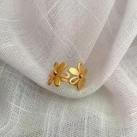 ราคา แหวนดอกทานตะวัน สไตล์เกาหลี สไตล์ญี่ปุ่น ยอดนิยมในโลก สไตล์พิงค์กี้ ดีไซน์หัวใจนางฟ้า เหมาะสำหรับสาวๆ พระ ผง วิเศษ สร้อย คอ หนัก 2 สลึง สร้อย คอ สวยๆ แหวน หยก แหวน โมรา (1731378695488177319)