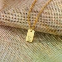 ราคา สร้อยคอจี้ตัวอักษรสี่เหลี่ยม มาใหม่ข้ามพรมแดน สร้อยคอสแตนเลส 26 ตัวอักษรภาษาอังกฤษ สร้อยคอ Unisex ขายส่ง สร้อย งาช้าง แท้ สร้อย เม็ด มะยม สร้อย มรกต คุณ เม สร้อย ดิน ปั้น (1731976963810232694)