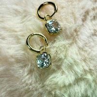 ราคา ต่างหูห่วง กลมเกลี้ยง ห้อยเพชร เม็ดใหญ่ งานหรูโชว์งานเพชรเม็ดใหญ่ (1731560241282778726)