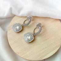 ราคา ต่างหูหนีบ แป้นขดลวด ต่างหูหนีบใส่ออกงาน (1729643173912807730)