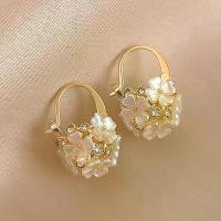 ราคา ต่างหูเพชร ฝังดอกไม้ ทรงกลม สไตล์โมริ เกาหลี แฟชั่น เรียบหรู ดีไซน์สวย ที่ครอบหู ราคาไม่แพง หรูหรา สำหรับผู้หญิง ปี 2025 (1731996586559441330)