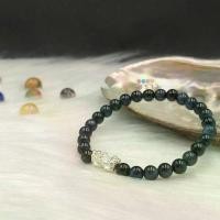 ราคา พราว สร้อยข้อมือ หินตาเสือสีฟ้า (Blue Tiger Eye) ขนาดหิน 6 มิล + ปี่เซี๊ยะเงินแท้ เรียกทรัพย์และเสริมความมั่งคั่ง （Hot sale） (1731940002566604429)