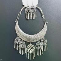 ราคา สร้อยคอทองคำ สร้อยคอสไตล์ไทย ล้านนา สีเงินและสีทอง สวมใส่ประดับชุดประจำถิ่น (1731479606973203686)