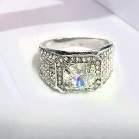 ราคา แหวนเพชร แฟชั่นยุโรปและอเมริกาใหม่ แหวนเพชร Moissanite สำหรับผู้ชาย มีสไตล์ แหวนเพชรเต็ม แหวน แอร์ เอมิเรตส์ แหวน ใบ โคลเวอร์ แหวน สื่อ รัก หัว มังกรจีน แหวน หลวงพ่อพัฒน (1732125682279680505)