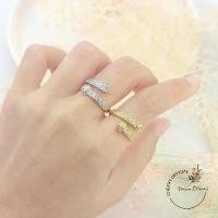 ราคา [ส่งฟรี] พร้อมส่ง แหวนคาเทียร์ แหวนหัวตะปู แหวนเพชรงานแฟชั่น แหวนเพชรCZ แหวนลายสวยๆ ใส่ติดนิ้ว ใส่ได้ทุกวัน (1732319304900971180)