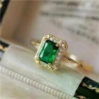 ราคา แหวนมรกต, ศาลเฉพาะ, สไตล์ตะวันตก, แหวนเพชรพลอยด์ย้อนยุคฝรั่งเศส, แหวนสี่เหลี่ยม, เพชรสี่เหลี่ยม, แหวนลูกกวาด (1731642341867816249)