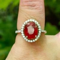 ราคา แหวนทับทิม หินธรรมชาติ สีชมพู-แดง สวยมาก ล้อมรอบด้วยเพชร CZ ชุดทำจากเงินแท้ 92.5% ขนาด 55 หรือขนาด US 7 ผลิตภัณฑ์นี้มีประกันจากร้านค้า (1731332506416023041)