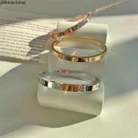 ราคา กำไล สร้อยข้อมือ ด้ายแดง กำไลโอม ใส่ได้ทั้งชายหญิง (1731859050280158861)