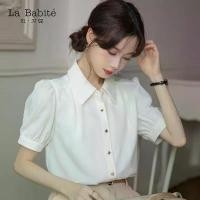 ราคา เสื้อเชิ้ตขายดี, La Babite, คอลเลกชันฤดูร้อนใหม่, เสื้อเชิ้ตสีขาวหลวม, เสื้อหรูหรา, เสื้อเชิ้ตแขนสั้น, อเนกประสงค์, เสื้อเชิ้ตบางเรียบง่าย, ขายใน 2566, 2959 คนรวบรวม (1731932804158162684)