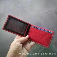 ราคา [พร้อมส่ง] กระเป๋าใส่บัตรหนังแท้ Moonlight รุ่น Simply II สีแดง ทำจากหนังวัวแท้ นิ่มและนุ่มมาก เรียบ ทนทาน พกใส่กระเป๋าเสื้อได้ (1731287693288310723)